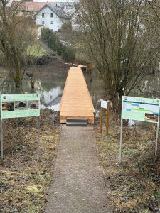 Mehr über den Artikel erfahren Fußweg zwischen Friedhof und Wiesenstraße wiederhergestellt!